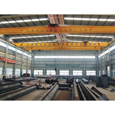 電動(dòng)單梁起重機(jī)4