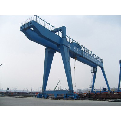 通用門式起重機5