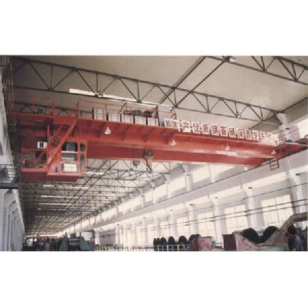 通用橋式起重機(jī)10