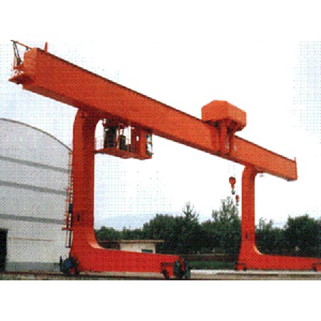 通用門式起重機(jī)6